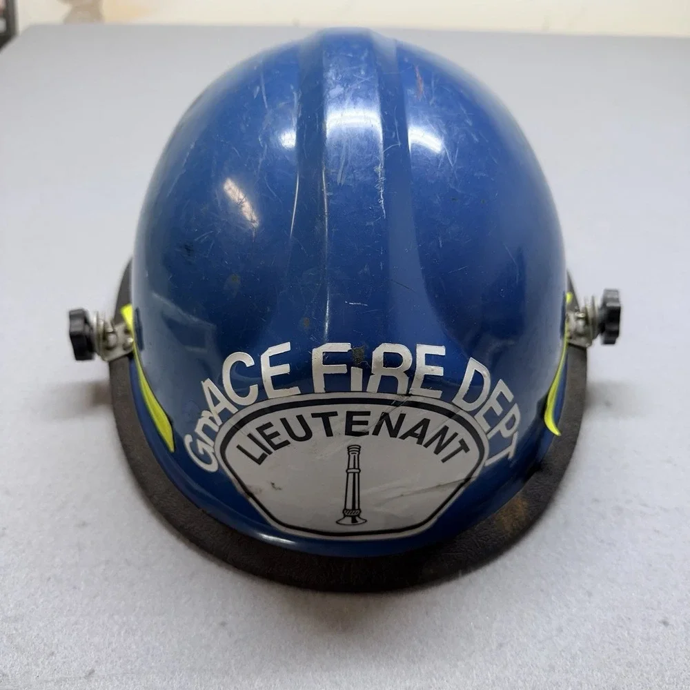 Bullard R721 Firefighter Lieutenant Helmet - Grace Fire Dept - Collectible